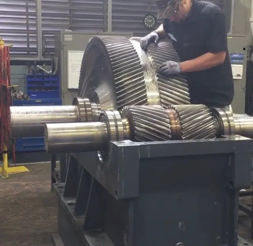 How does the CNC gear grinding process ensure consistent quality and repeatability in gear production?